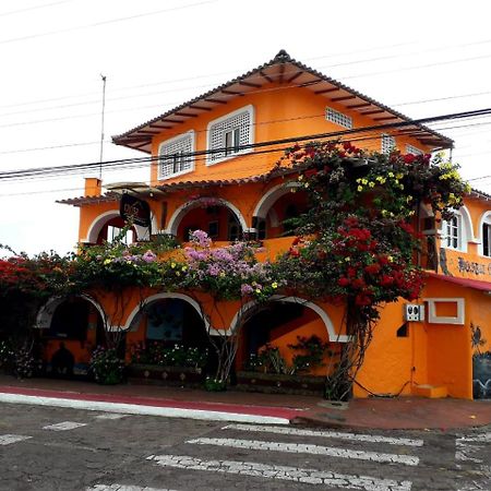 Hotel Crossman Puerto Ayora  Dış mekan fotoğraf