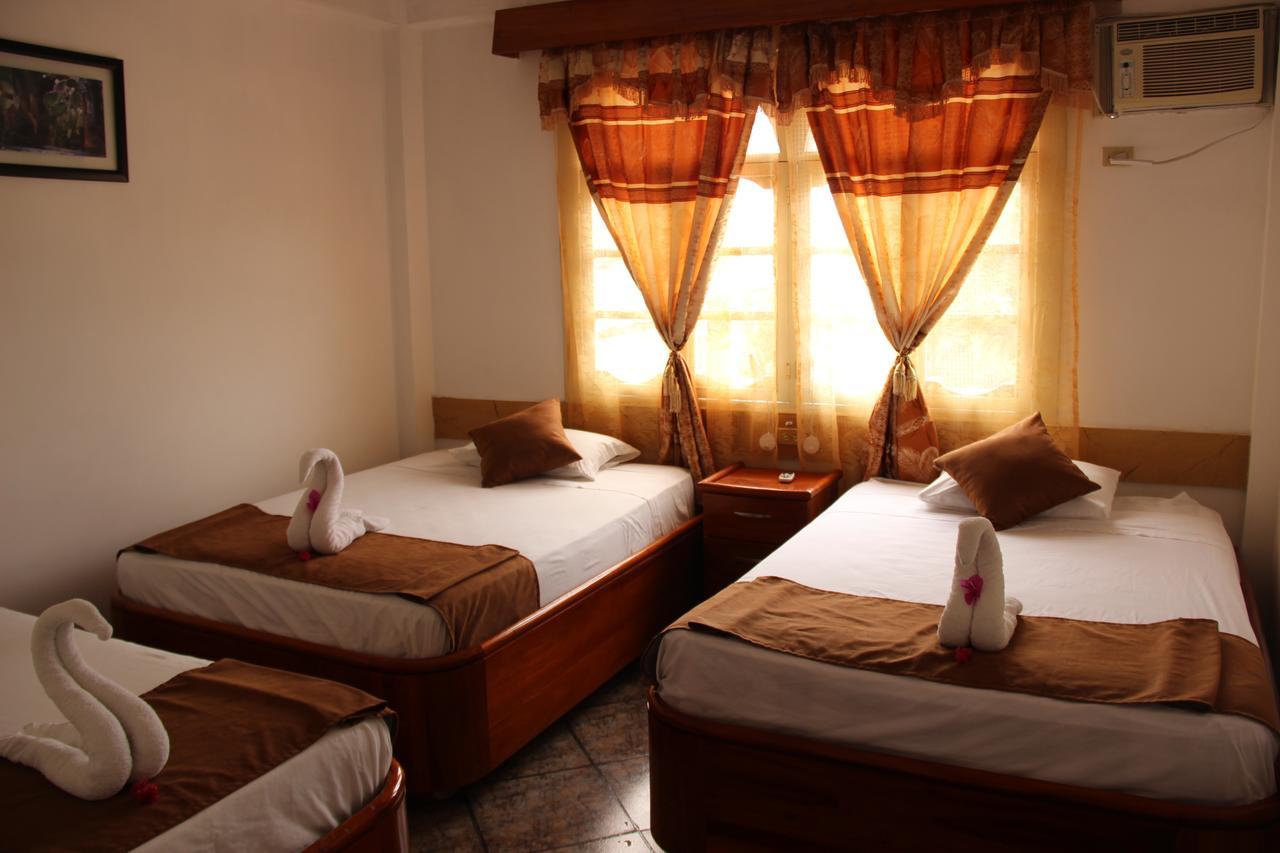 Hotel Crossman Puerto Ayora  Dış mekan fotoğraf